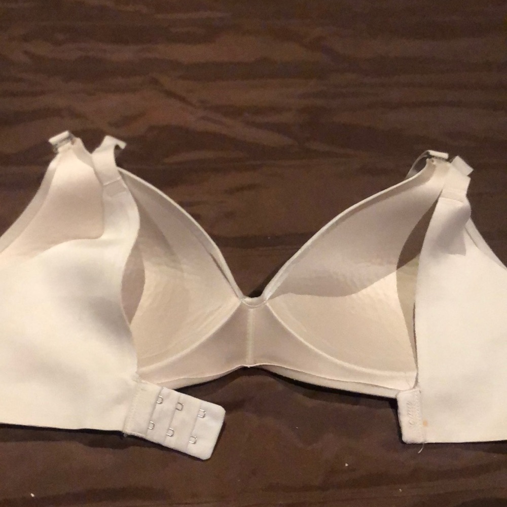 Lightly padded bra - Picture 4 of 4
